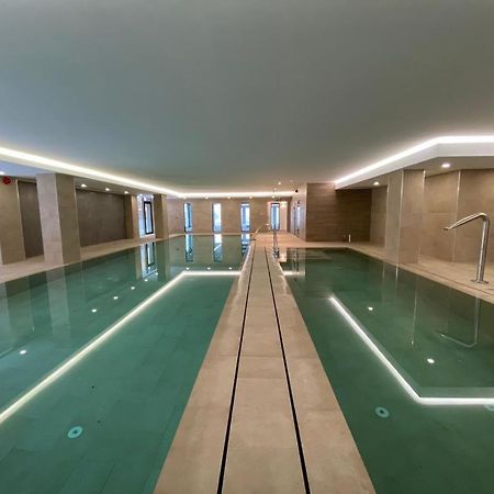 Modern Apartment With Spa And Pool 直布罗陀 外观 照片